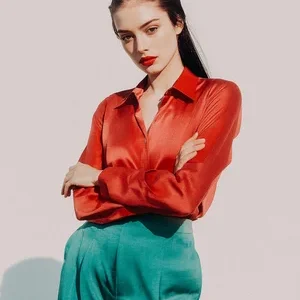 Confident+Woman+Portrait