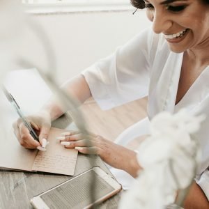 vitor-monthay-6Tms8qn3-VE-unsplash